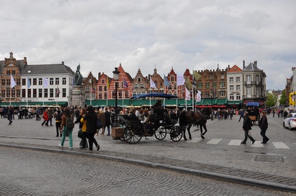 Horsedrawn carriages in the Markt